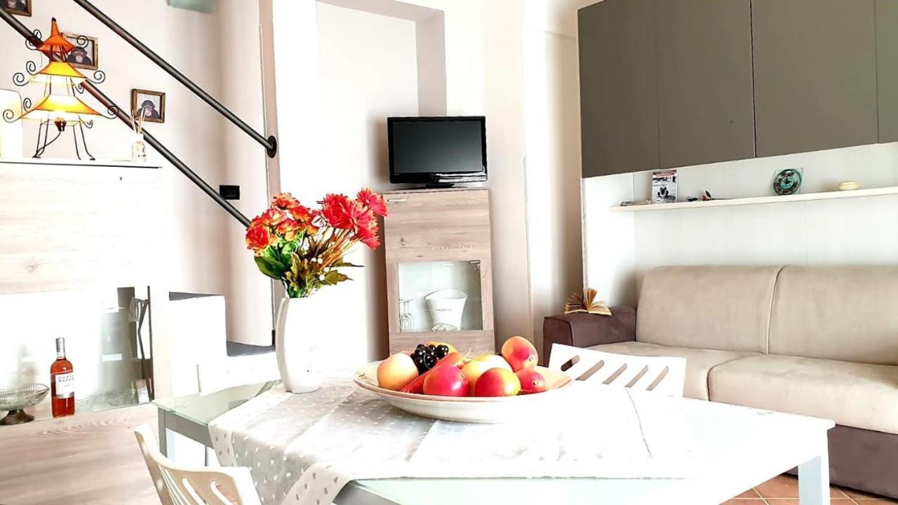 Casa Victoria Apartment Ostuni Bagian luar foto